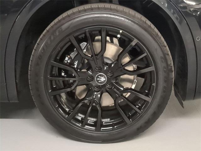 new 2025 Maserati Grecale car, priced at $85,550