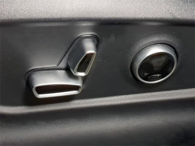 new 2024 Maserati Grecale car, priced at $59,876