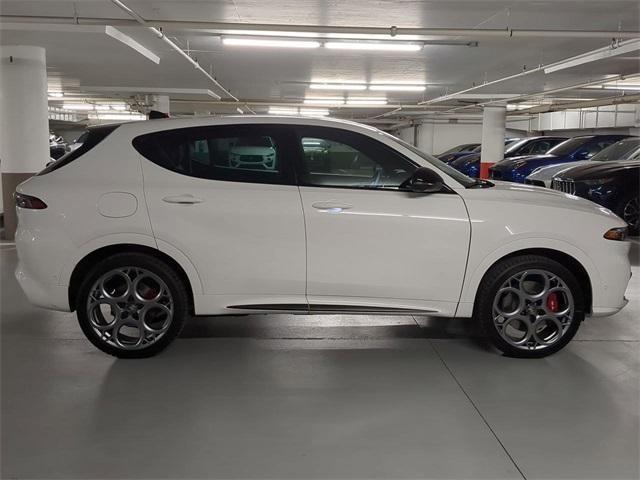 new 2025 Alfa Romeo Tonale car, priced at $57,430