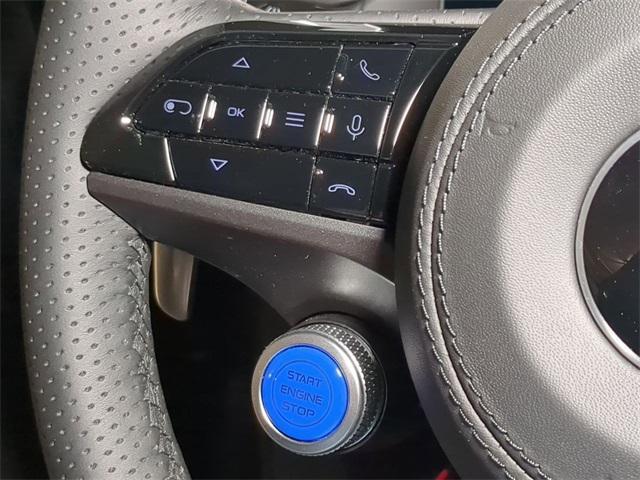 new 2025 Maserati Grecale car, priced at $87,895