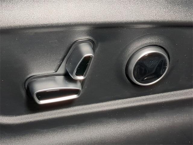 new 2025 Maserati Grecale car, priced at $87,895