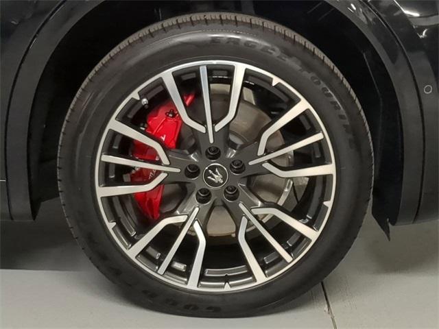 new 2025 Maserati Grecale car, priced at $87,895