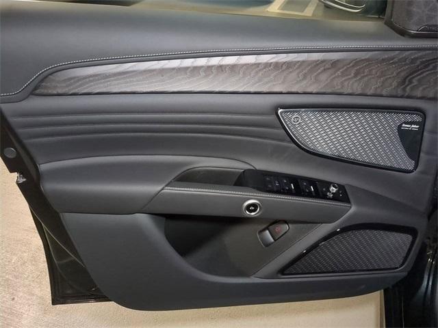 new 2025 Maserati Grecale car, priced at $87,895