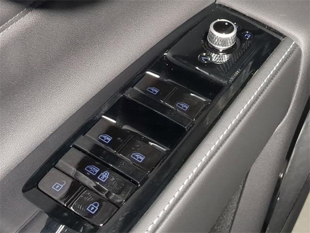 new 2025 Maserati Grecale car, priced at $90,955