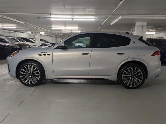 new 2025 Maserati Grecale car, priced at $90,955