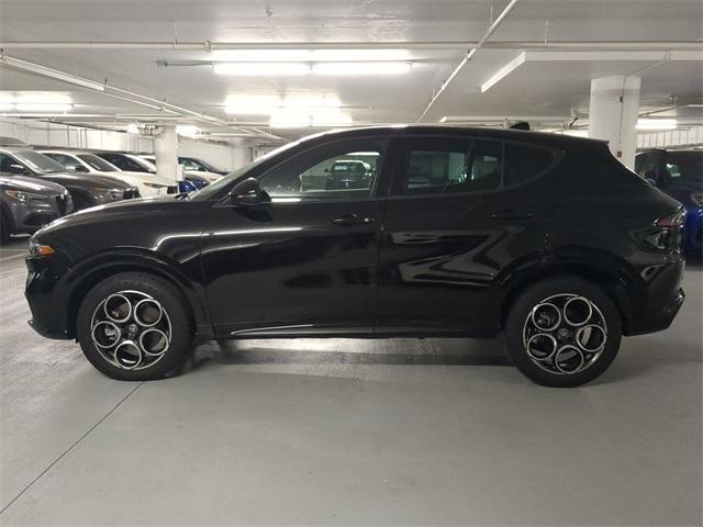 new 2025 Alfa Romeo Tonale car, priced at $39,225