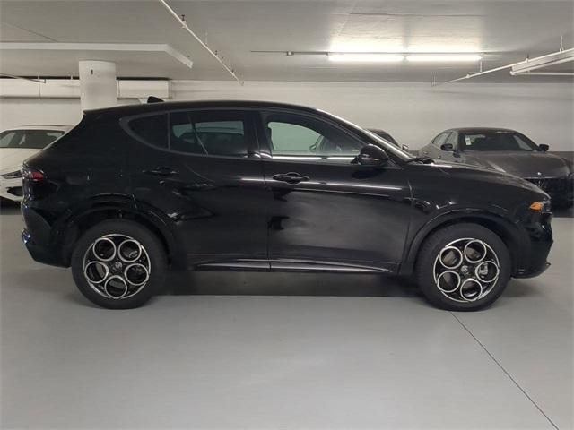 new 2025 Alfa Romeo Tonale car, priced at $39,225