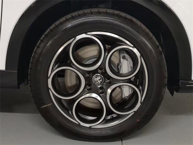 new 2025 Alfa Romeo Tonale car, priced at $49,430