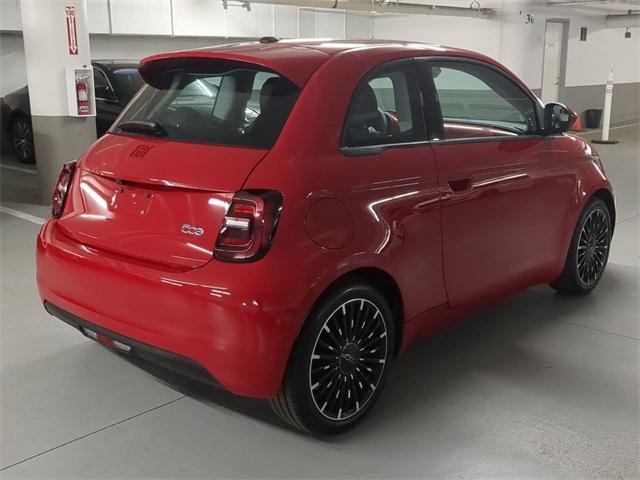 new 2024 FIAT 500e car, priced at $32,595
