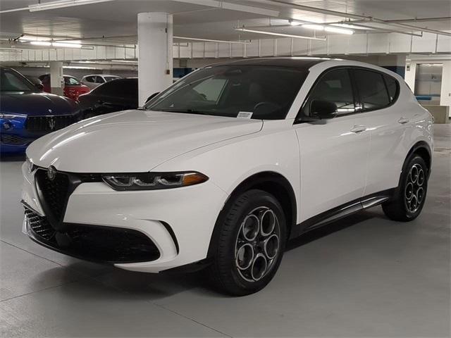 new 2025 Alfa Romeo Tonale car, priced at $51,430