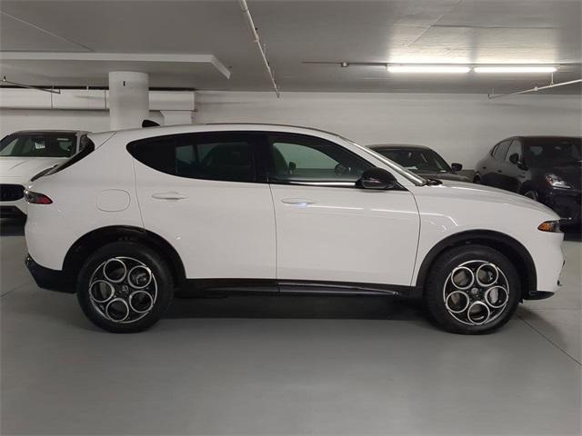 new 2025 Alfa Romeo Tonale car, priced at $51,430