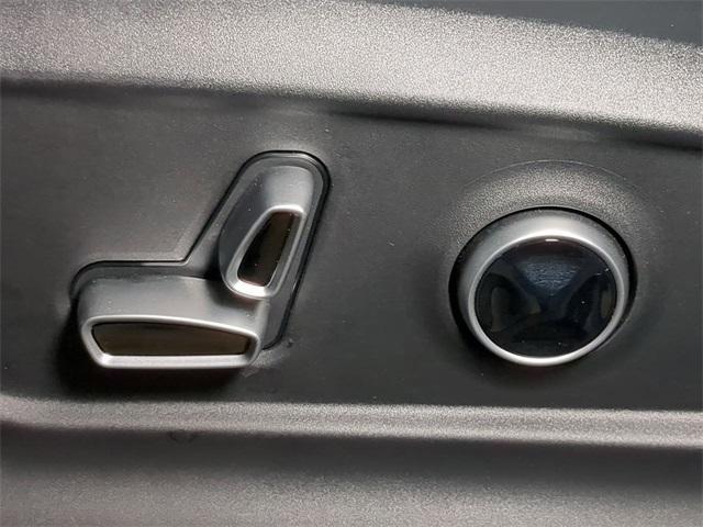 new 2023 Maserati Grecale car, priced at $59,876