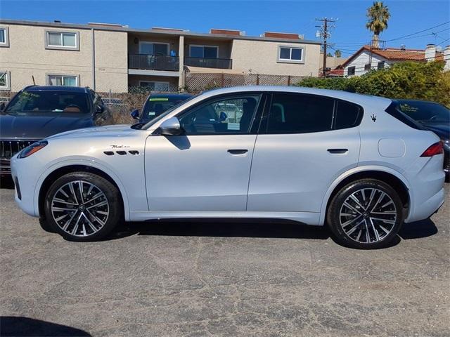 new 2025 Maserati Grecale car, priced at $90,955