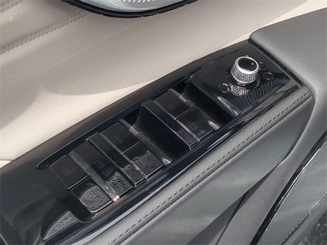 new 2024 Maserati Grecale car, priced at $82,755