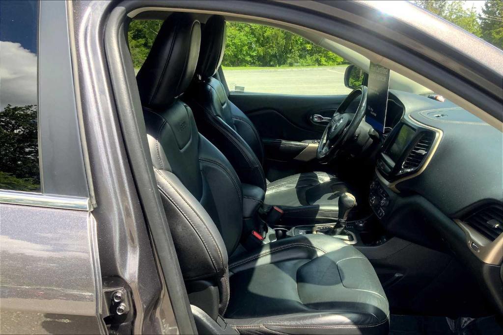 used 2018 Jeep Cherokee car, priced at $14,498