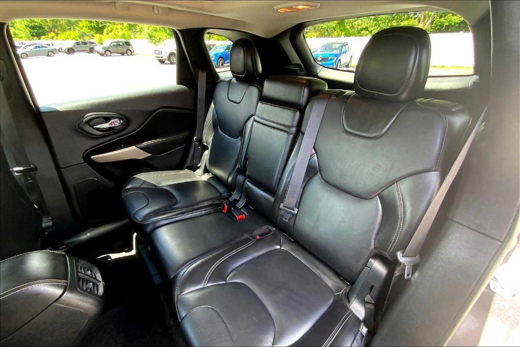 used 2018 Jeep Cherokee car, priced at $14,498