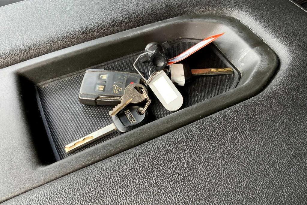 used 2019 GMC Sierra 1500 car, priced at $19,500