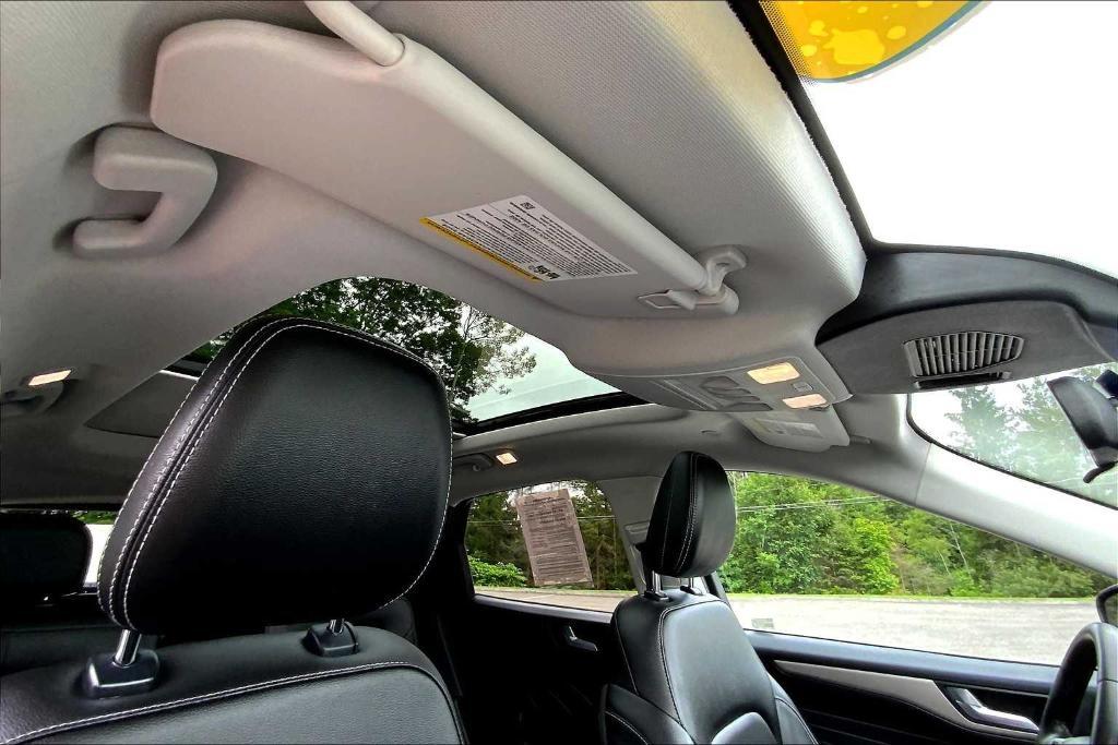 used 2022 Ford Escape car, priced at $23,995