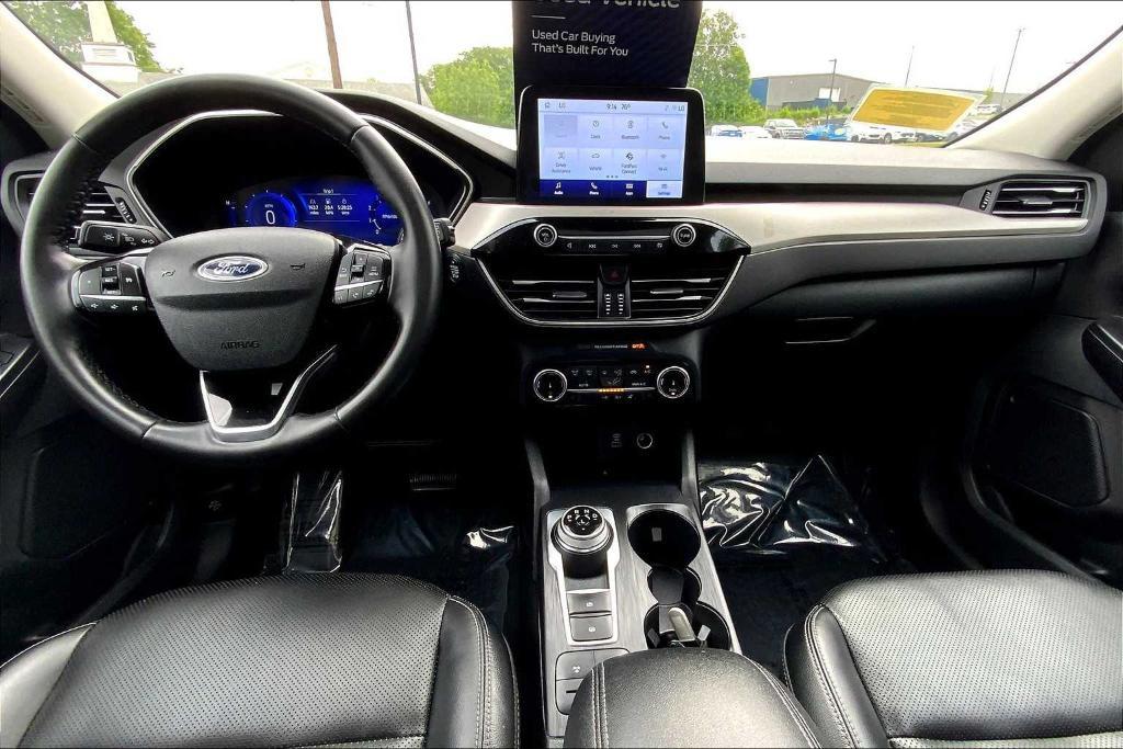 used 2022 Ford Escape car, priced at $23,995