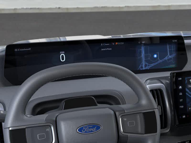 new 2025 Ford Expedition car, priced at $71,453