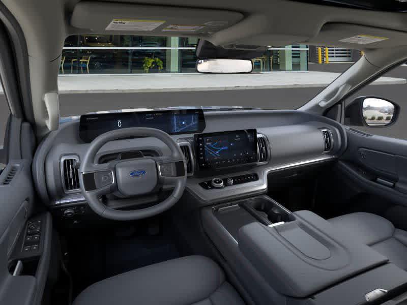 new 2025 Ford Expedition car, priced at $71,453