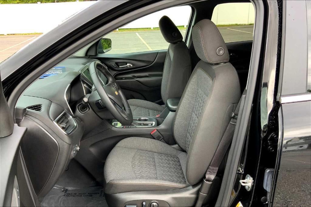 used 2024 Chevrolet Equinox car, priced at $25,311