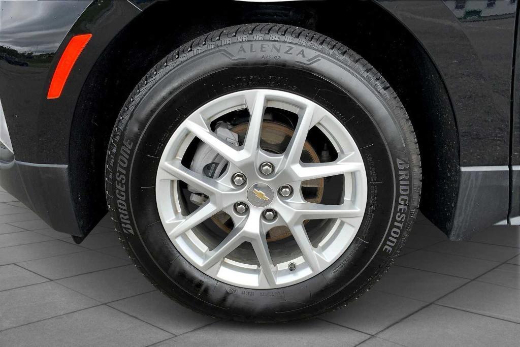 used 2024 Chevrolet Equinox car, priced at $25,311