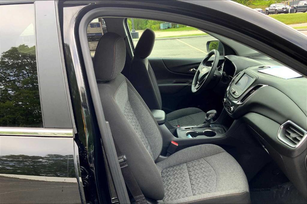used 2024 Chevrolet Equinox car, priced at $25,311