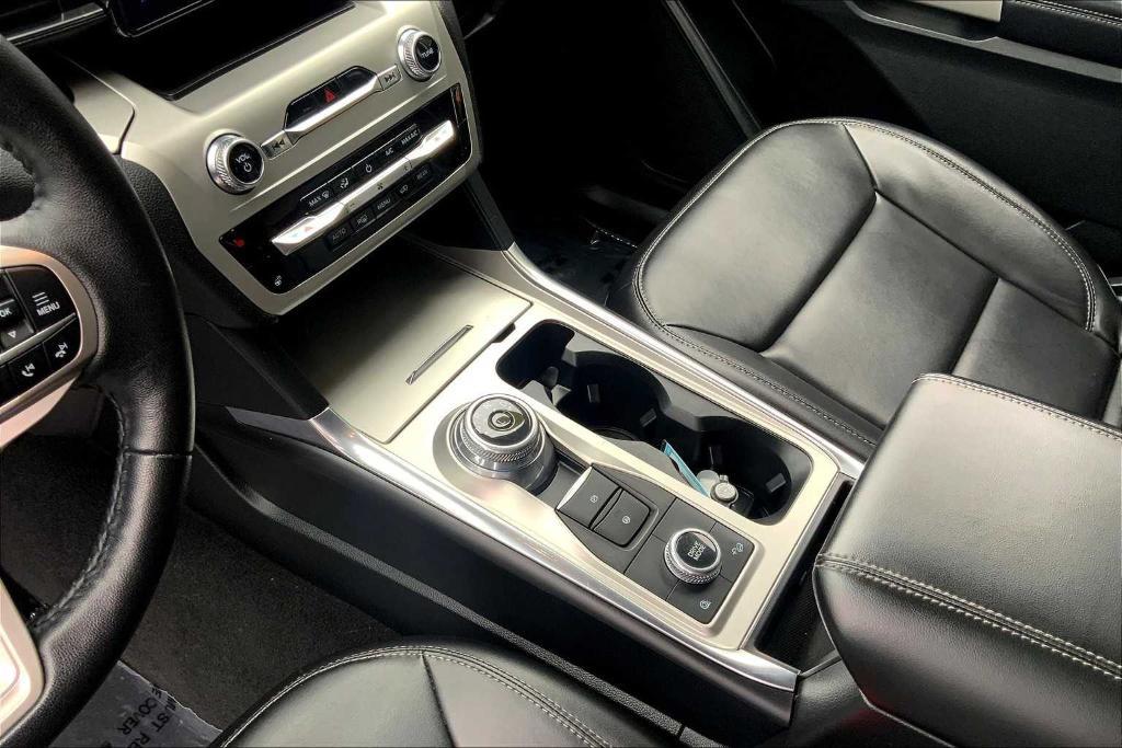 used 2022 Ford Explorer car, priced at $30,981