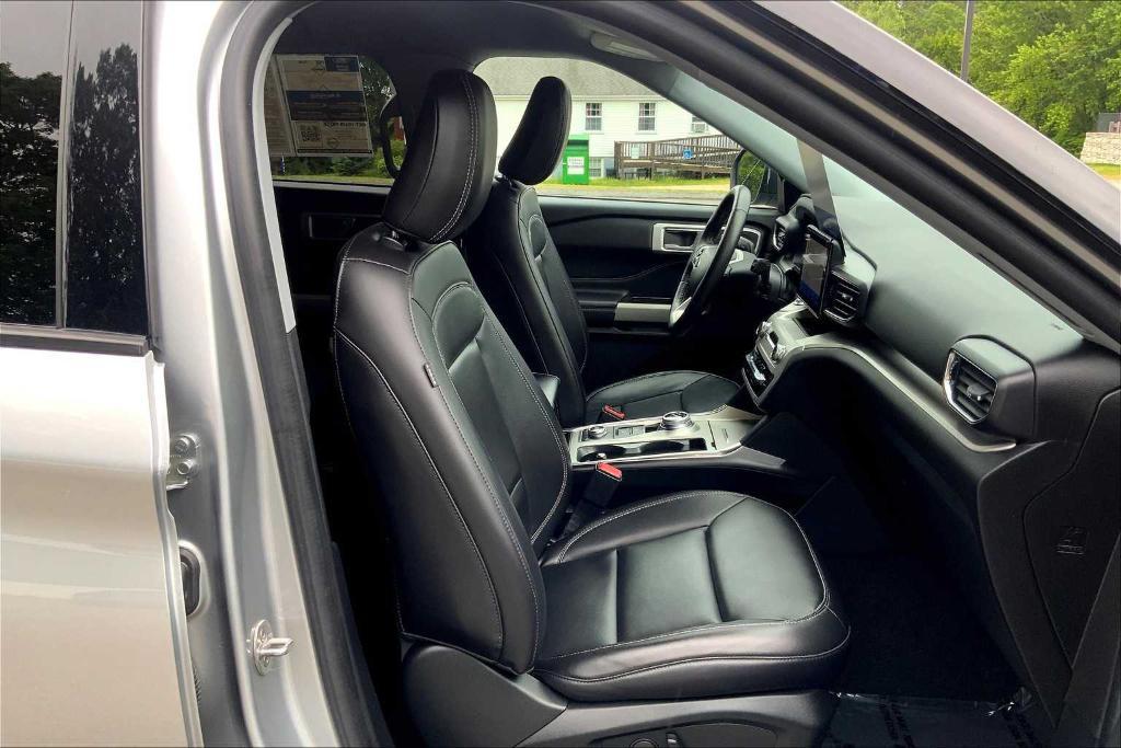 used 2022 Ford Explorer car, priced at $30,981