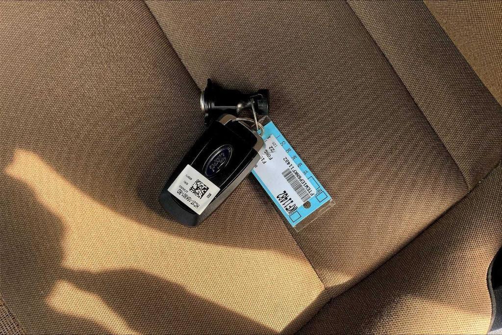 used 2022 Ford F-150 car, priced at $35,555