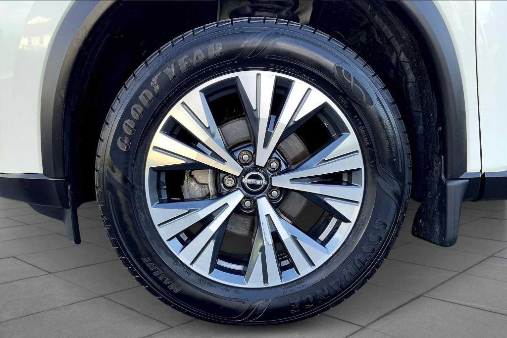 used 2023 Nissan Rogue car, priced at $22,935