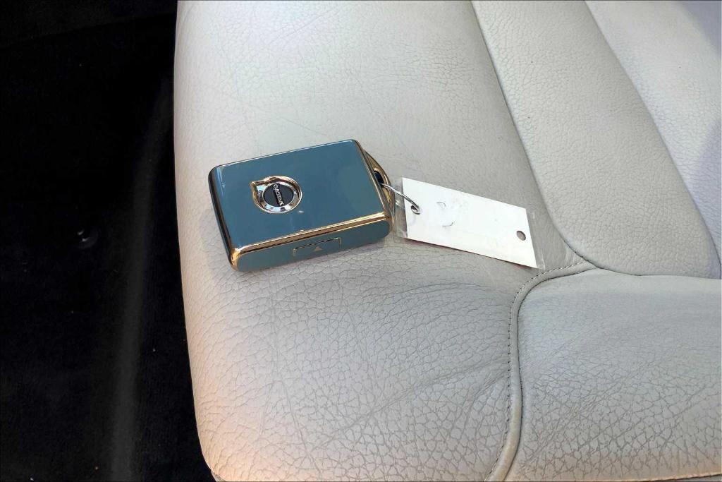 used 2020 Volvo XC90 car, priced at $29,901