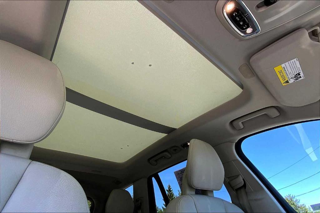 used 2020 Volvo XC90 car, priced at $29,901