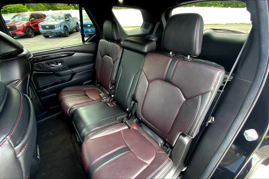 used 2025 Honda Pilot car, priced at $48,885