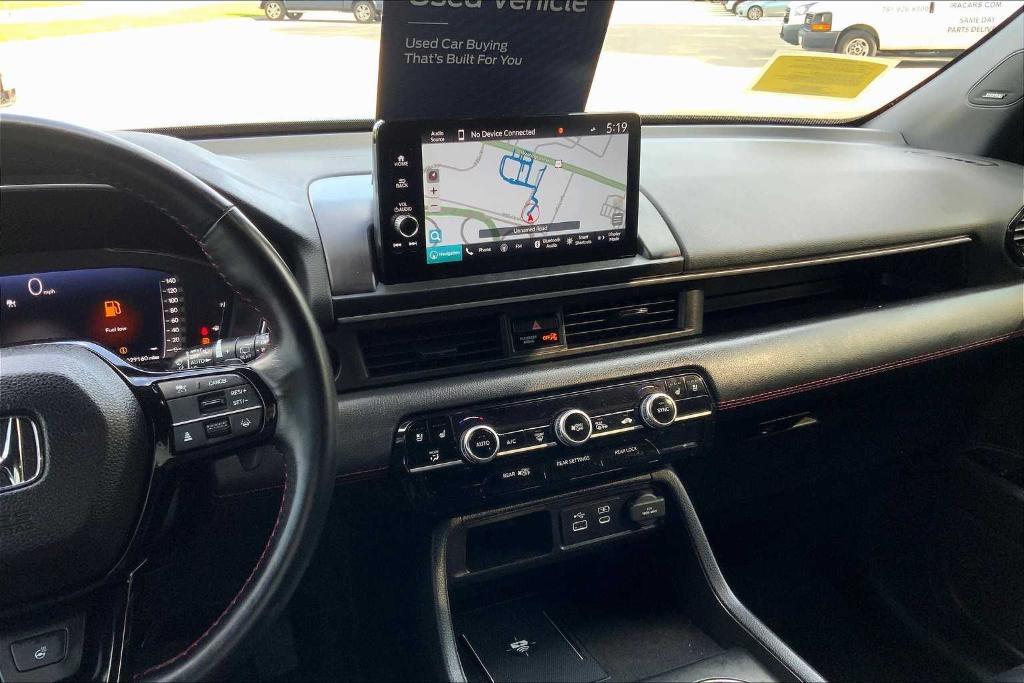 used 2025 Honda Pilot car, priced at $48,885