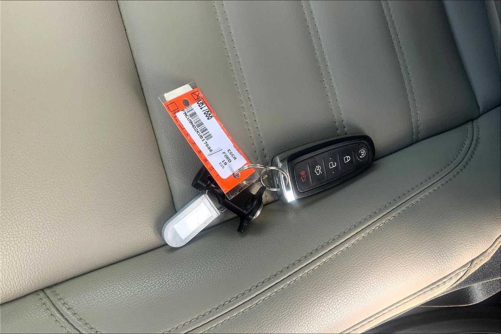 used 2019 Ford Escape car, priced at $18,406
