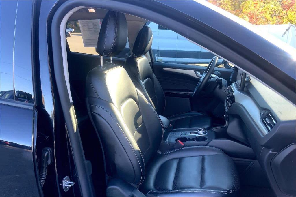 used 2022 Ford Escape car, priced at $22,555