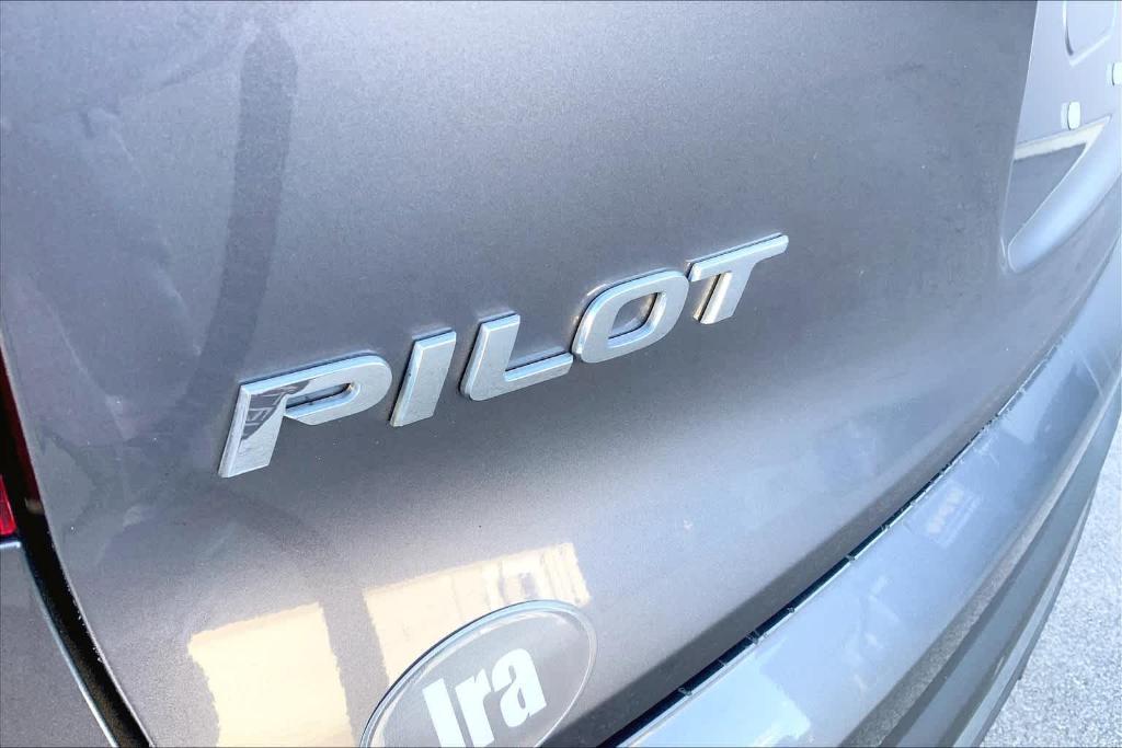 used 2018 Honda Pilot car, priced at $22,989