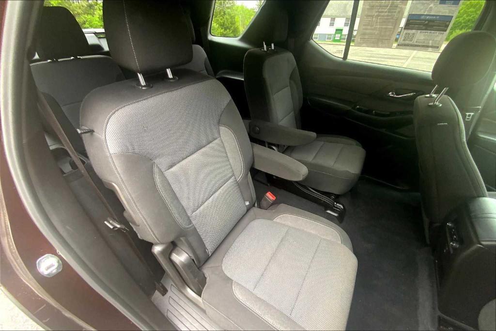 used 2022 Chevrolet Traverse car, priced at $27,995