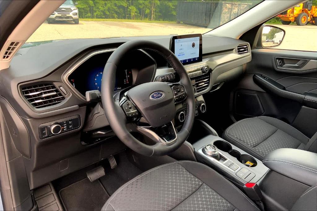 used 2024 Ford Escape car, priced at $28,788