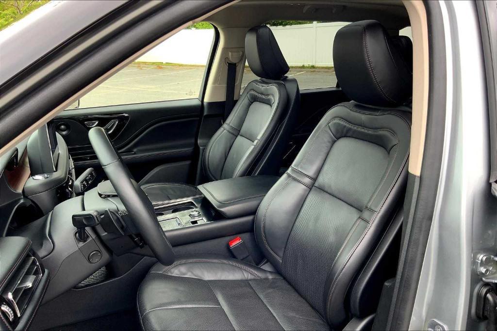 used 2023 Lincoln Aviator car, priced at $49,687
