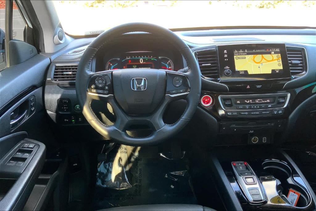 used 2022 Honda Pilot car, priced at $34,995