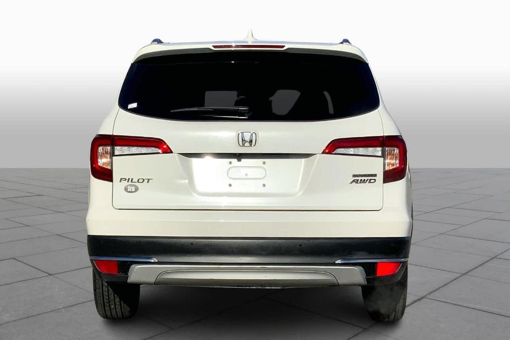 used 2022 Honda Pilot car, priced at $34,995