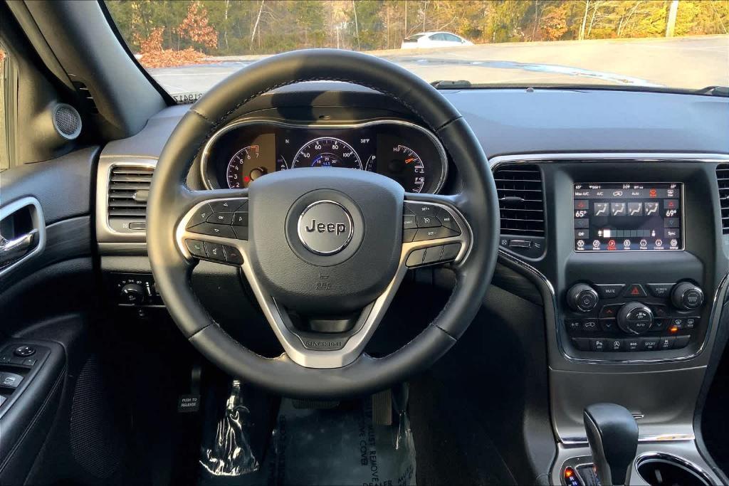 used 2020 Jeep Grand Cherokee car, priced at $20,989