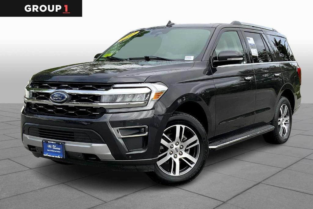 used 2023 Ford Expedition car, priced at $42,555