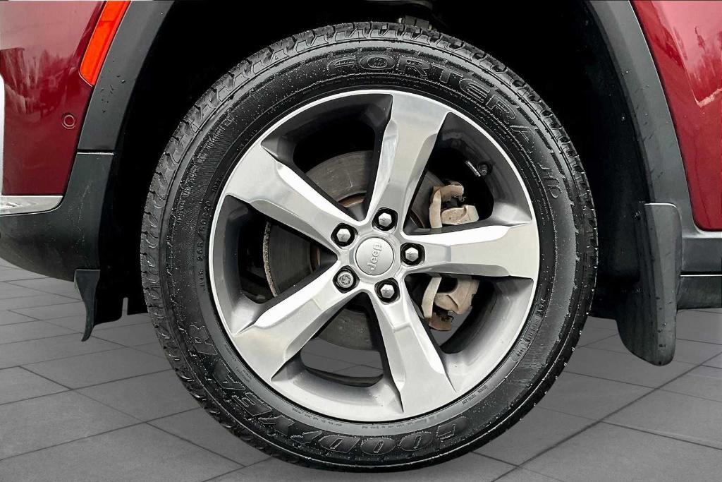used 2021 Jeep Grand Cherokee L car, priced at $29,999