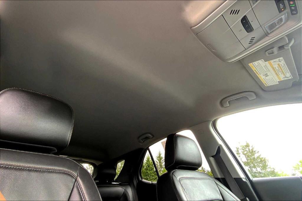 used 2022 Chevrolet Equinox car, priced at $19,990