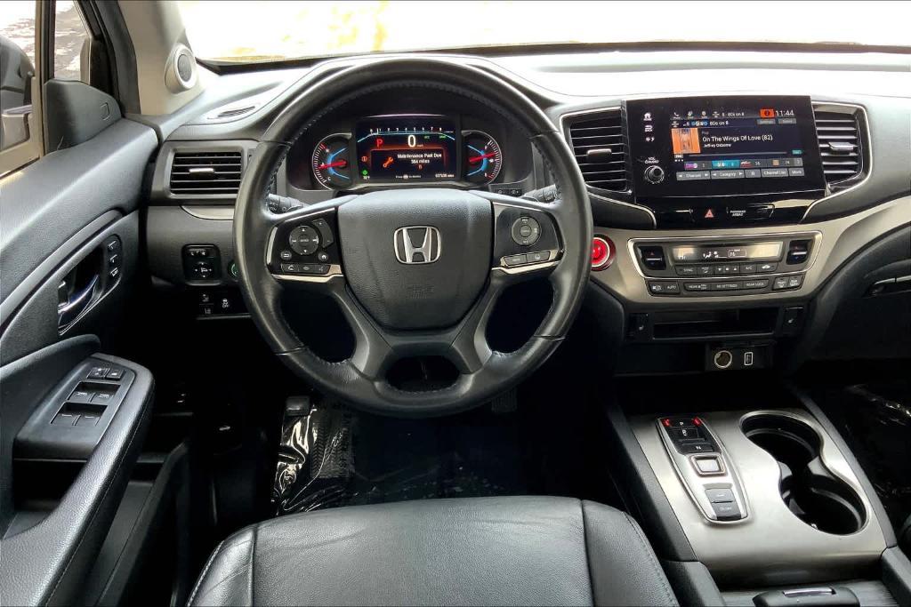 used 2022 Honda Pilot car, priced at $29,915