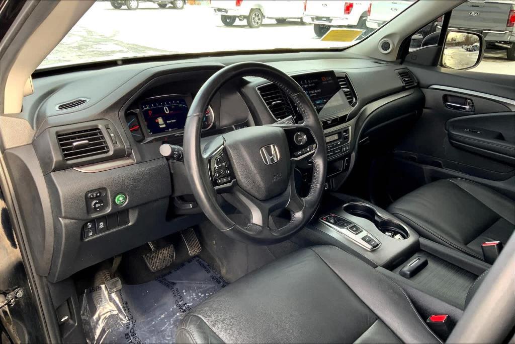 used 2022 Honda Pilot car, priced at $29,915